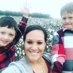 Meet your Posher, Sylvia